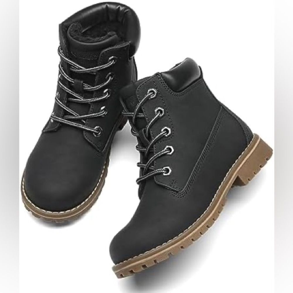Black ankle winter boots